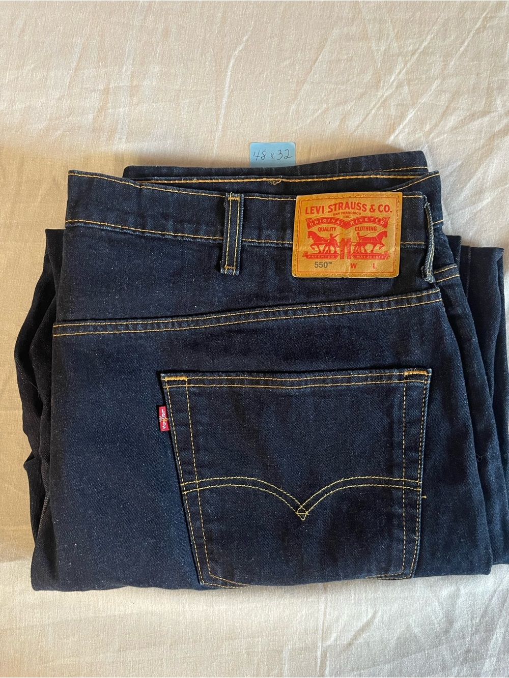 Levi's Men's Dark Indigo 550 Relaxed Jeans